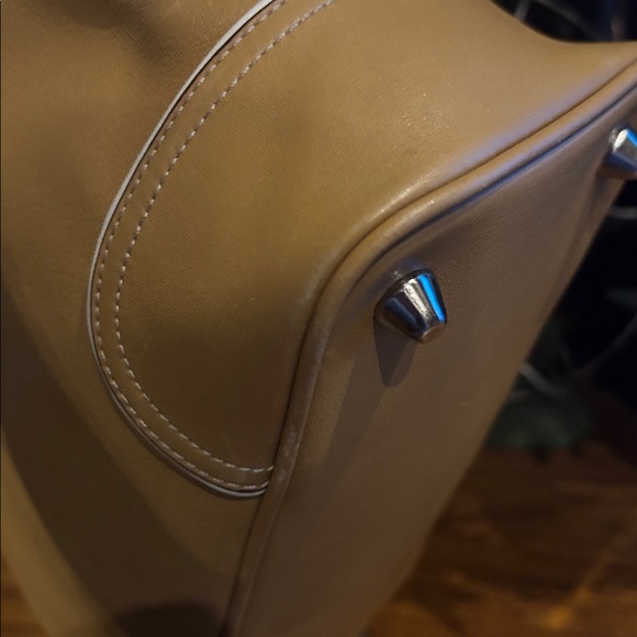 Vintage COACH Tan Soho Leather Buckle Shoulder Bag - Picture 4 of 11